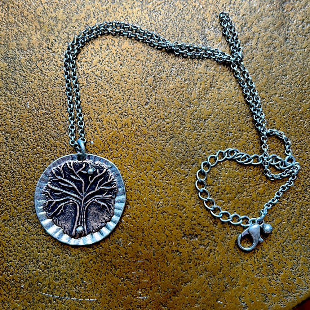 Beautiful tree necklace